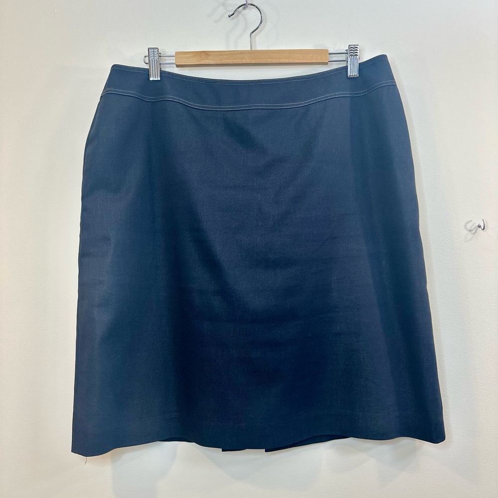 Tahari Arthur Levine Skirt Sz 14 Stretch Dark Navy Chambray Knee Straight Career